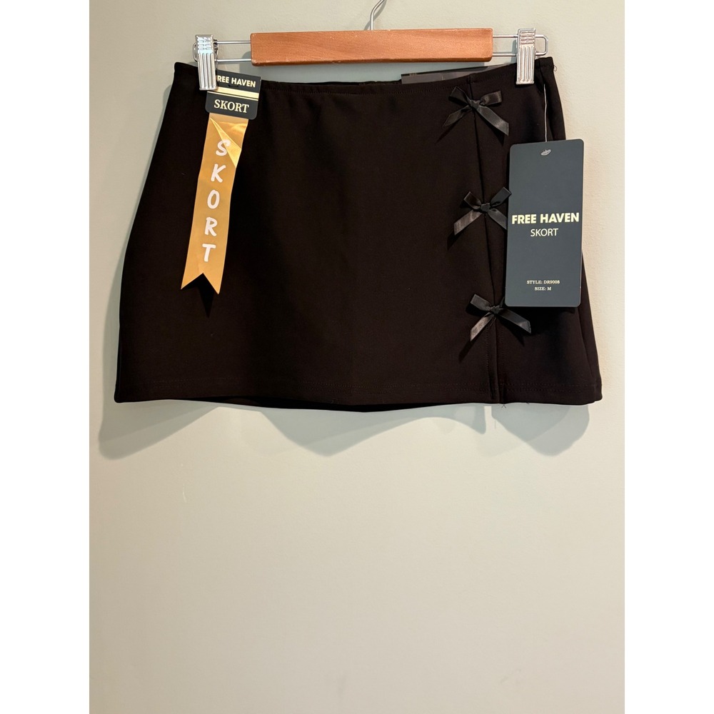 Free Haven Black Bow Accent Mini Skort DR9008 Four Way Stretch Smoothing Waist M